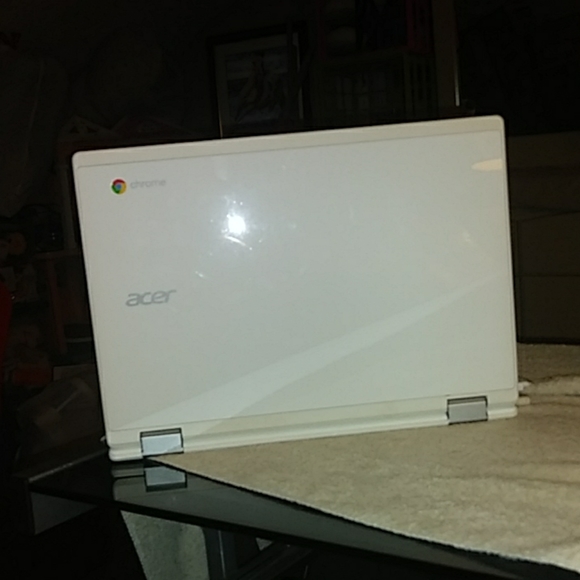 Computer - Picture 3 of 5